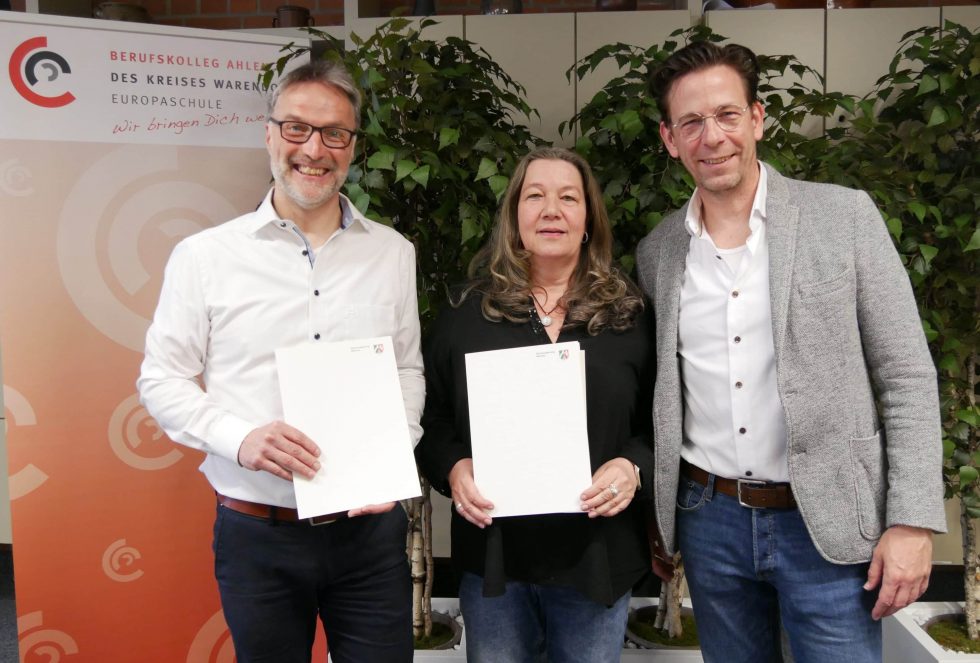 25 Jahre im Dienst der Bildung: Urkunden zum 25jährigen Dienstjubiläum überreicht
