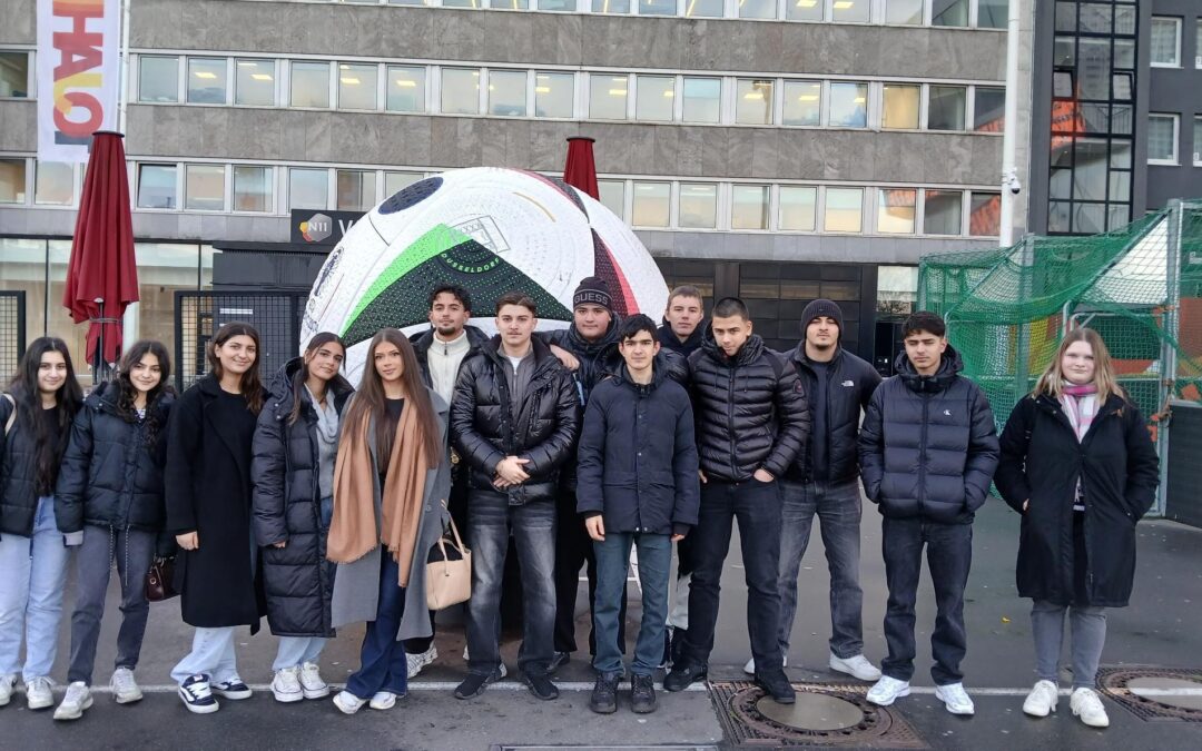Projekttag zur Vielfalt im Deutschen Fußballmuseum Dortmund