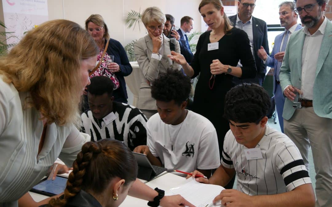 Besuch der Schulministerin Frau Feller